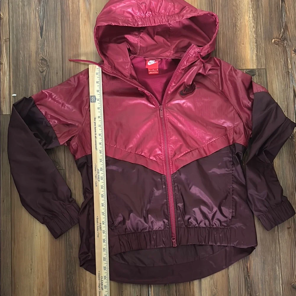 Nike Red and Burgundy Windbreaker Jacket - Picture 3 of 5
